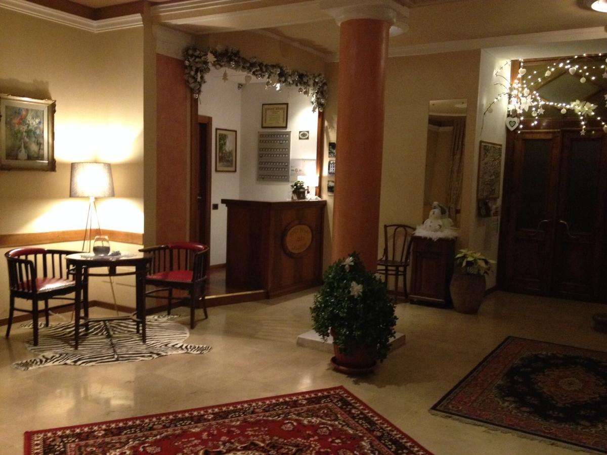 Hotel Du Lac Parc & Residence Лавароне Экстерьер фото